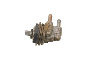 John Deere - 05 John Deere Trail Buck 650 4x4 Fuel Petcock Auto Fuel Valve - Image 1