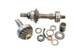 Arctic Cat - 97 Arctic Cat Bearcat 454 4x4 Transmission Bevel Gears Output Shaft - Image 1