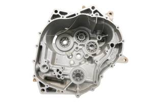 Yamaha - 16 Yamaha YXZ1000R Transmission Transfer Gear Case Housing - Image 7