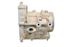 Polaris - 00 Polaris Trail Blazer 250 2x4 Crankcase Center Crank Case - Image 2