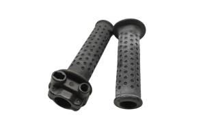 Piaggio - 07 Piaggio X9 Evolution 500 Handlebar Grips - Image 2