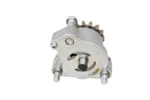 17 Hyosung GD250R Oil Pump - Image 6