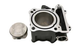 17 Hyosung GD250R Cylinder & Piston - Image 2
