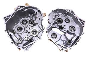 Yamaha - 19 Yamaha YXZ1000R Transmission Gear Case Housing - Image 12