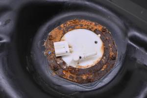 Yamaha - 19 Yamaha YXZ1000R Gas Tank & Fuel Pump - Image 6