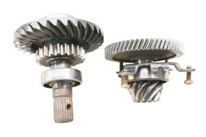 Polaris - 05 Polaris Sportsman MV7 Transmission Bevel Gears Output Shaft - Image 5