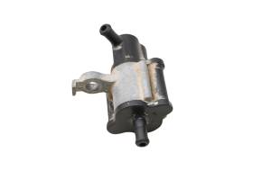 Yamaha - 16 Yamaha YXZ1000R Pipe Joint Assembly - Image 3