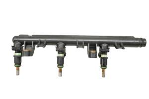 19 Can-Am Spyder F3 SE6 Fuel Injectors & Rail