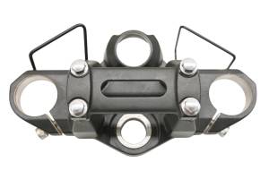 Kawasaki - 20 Kawasaki Versys-X 300 Upper Front Fork Holder Bracket KLE300BLFA - Image 3