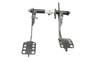 Polaris - 18 Polaris Slingshot SL Icon Clutch & Brake Pedal Assembly - Image 2