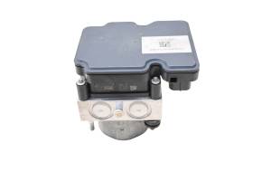 Polaris - 19 Polaris Slingshot SLR Abs Contrule Module Unit - Image 2