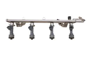 17 Polaris Slingshot SLR Fuel Injectors & Rail