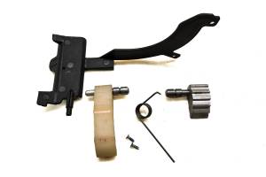 99 Polaris Sportsman 500 4x4 Transmission Oil Deflector Baffle Tensioner