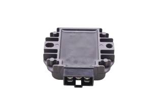 Piaggio - 24 Piaggio Liberty 150 Regulator Rectifier - Image 3