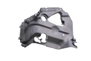 24 Piaggio Liberty 150 Cylinder Head Intake Side Cover