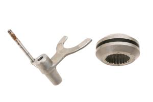 18 Arctic Cat Alterra 500 4x4 Front Differential Shift Fork Textron - Image 3