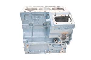 20 Club Car Carryall 1700 4x4 Crankcase Center Crank Case - Image 3