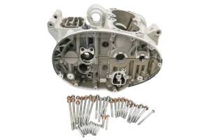 20 Royal Enfield Interceptor 650 Crankcase Center Crank Case INT650