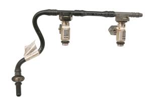 Aprilia - 23 Aprilia RS 660 Fuel Injectors & Rail 4T 8V E5 ABS - Image 2