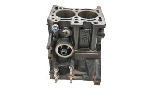 John Deere - 16 John Deere Gator XUV590i Crankcase Center Crank Case & Cylinders - Image 2