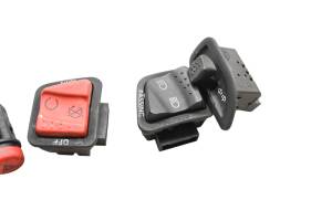 Piaggio - 07 Piaggio Evolution X9 500 Switches - Image 2