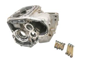 03 Polaris Sportsman 700 4x4 Crankcase Center Crank Case