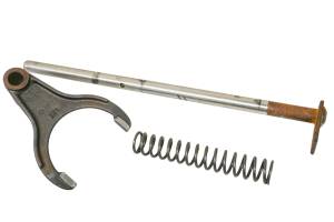 Kubota - 13 Kubota RTV900XT Rear Differential Lock Shift Fork & Shaft - Image 3