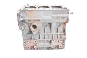 09 Kubota RTV1100CW Crankcase Center Crank Case & Cylinders