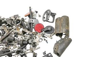 Yamaha - 22 Yamaha Zuma 125 Hardware Set Nuts & Bolts YW125 - Image 3