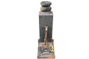 13 Kubota RTV900XT Leaf Spring Bracket