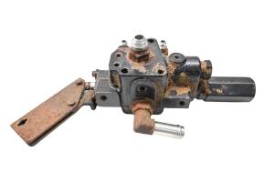 15 Kubota RTV1140CPX Hydraulic Control Valve