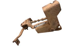 Kubota - 15 Kubota RTV1140CPX Unload Link Bracket Mount - Image 3