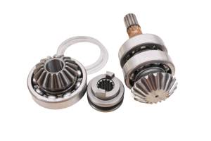 09 Kubota RTV500 Transmission Bevel Gears Output Shaft