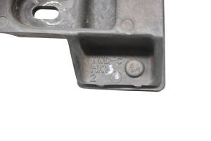 Yamaha - 16 Yamaha YFZ-R3 Regulator Rectifier Tray Cover Bracket - Image 3