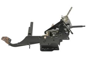 Kubota - 18 Kubota RTV-X1140W Brake Pedal & Bracket - Image 2