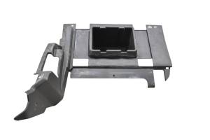 21 Yanmar Longhorn 700 Lower Left Under Seat Splash Guard Cover YU700GMP - Image 1