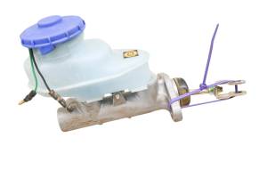 Kubota - 20 Kubota RTV-X900 Brake Master Cylinder - Image 2