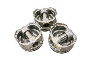 Kubota - 20 Kubota RTV-X900 Crankcase Center Crank Case & Cylinders Pistons - Image 3