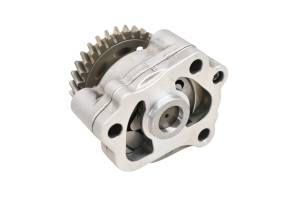 Kubota - 20 Kubota RTV-X900 Oil Pump - Image 2