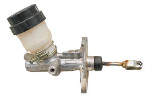 John Deere - 11 John Deere Gator XUV550 Brake Master Cylinder - Image 2