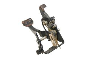 John Deere - 11 John Deere Gator XUV550 Brake Pedal & Mounting Bracket - Image 3