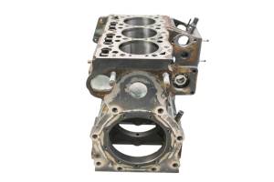 Kubota - 21 Kubota RTV-X1140W Crankcase Center Crank Case & Cylinders - Image 4
