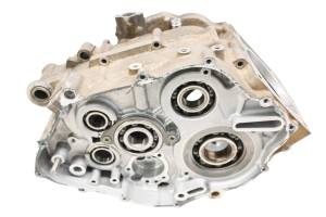 Yamaha - 01 Yamaha Raptor 660 2x4 Crankcase Center Crank Case YFM660R - Image 3