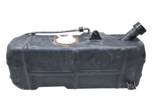 Kawasaki - 17 Kawasaki Mule 4000 2x4 Gas Tank & Fuel Pump KAF620PF - Image 1
