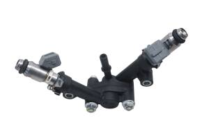Aprilia - 12 Aprilia Shiver 750 Fuel Rail & Injectors SL750 - Image 3