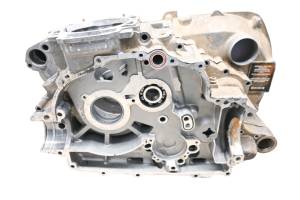 Bombardier - 04 Can-Am Quest 650 4x4 Crankcase Center Crank Case Bombardier - Image 8