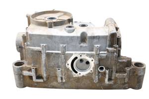 Bombardier - 04 Can-Am Quest 650 4x4 Crankcase Center Crank Case Bombardier - Image 10