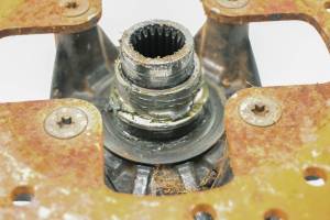 Bombardier - 04 Can-Am Quest 500 4x4 Front Wheel Hub & Rotor Left Bombardier - Image 6