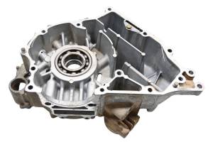 Polaris - 00 Polaris Magnum 325 4x4 Crankcase Center Crank Case - Image 2