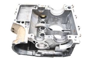 Polaris - 04 Polaris Sportsman 700 4x4 Crankcase Center Crank Case - Image 3